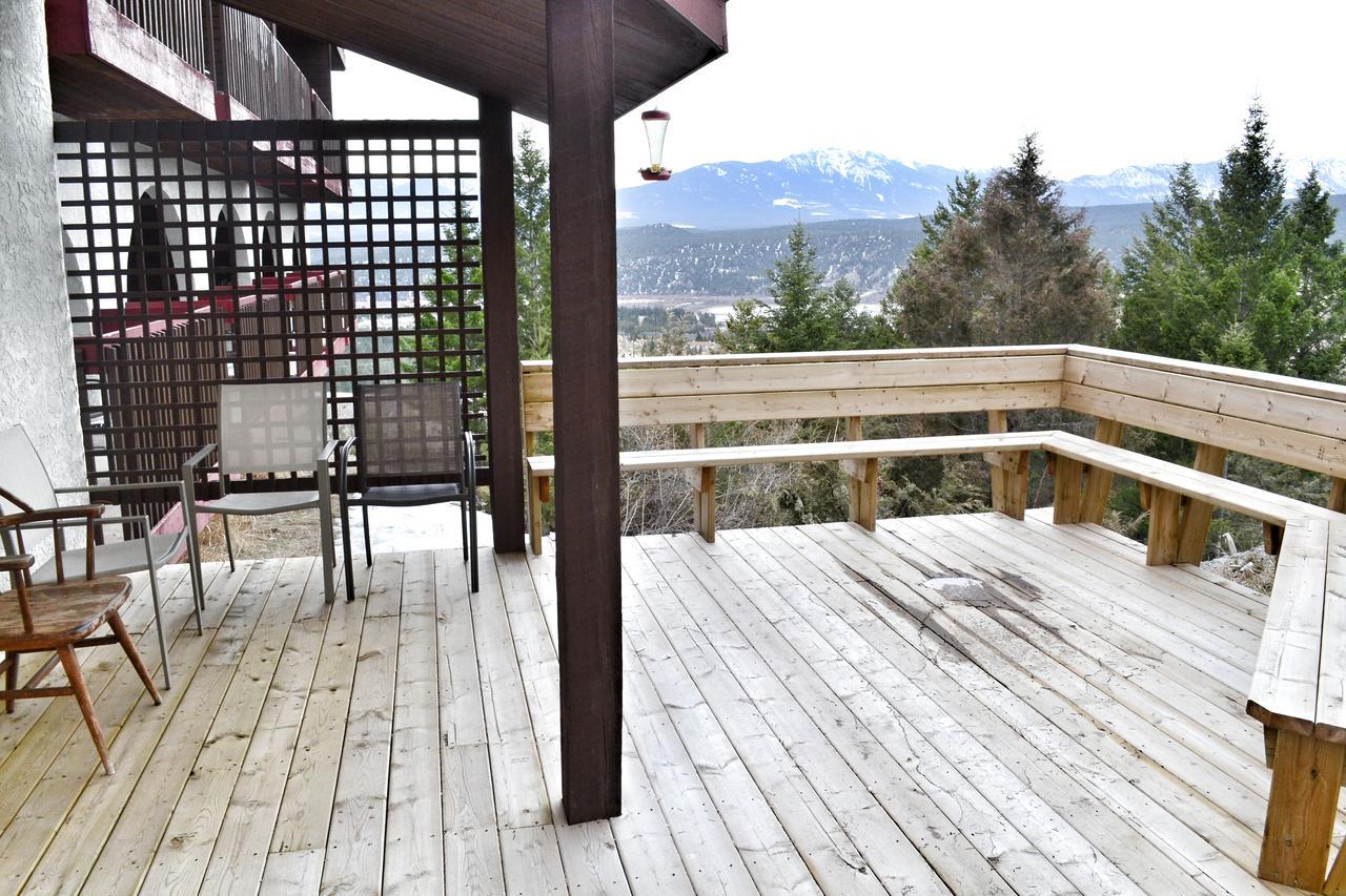 Radium Chalet Radium Hot Springs Exterior photo